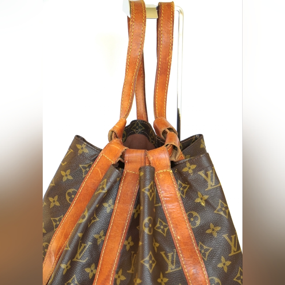 Louis Vuitton Monogram Randonnee Large bag/backpack - Picture 9 of 14